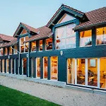 Bed and Breakfast Unik Brunnen Blick Mit Offenem Dachstuhl 3*