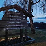 Unik Brunnen Blick Mit Offenem Dachstuhl Bed and Breakfast