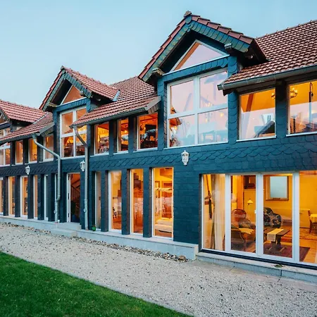 B&B Unik Brunnen Blick Mit Offenem Dachstuhl 3*