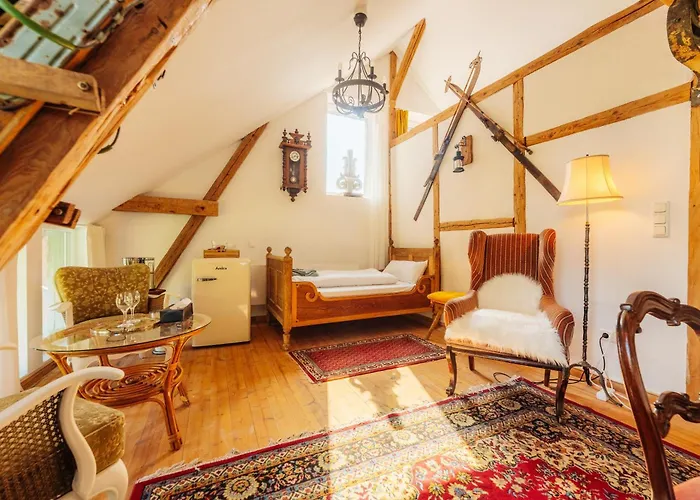 Unik Brunnen Blick Mit Offenem Dachstuhl Bed & Breakfast